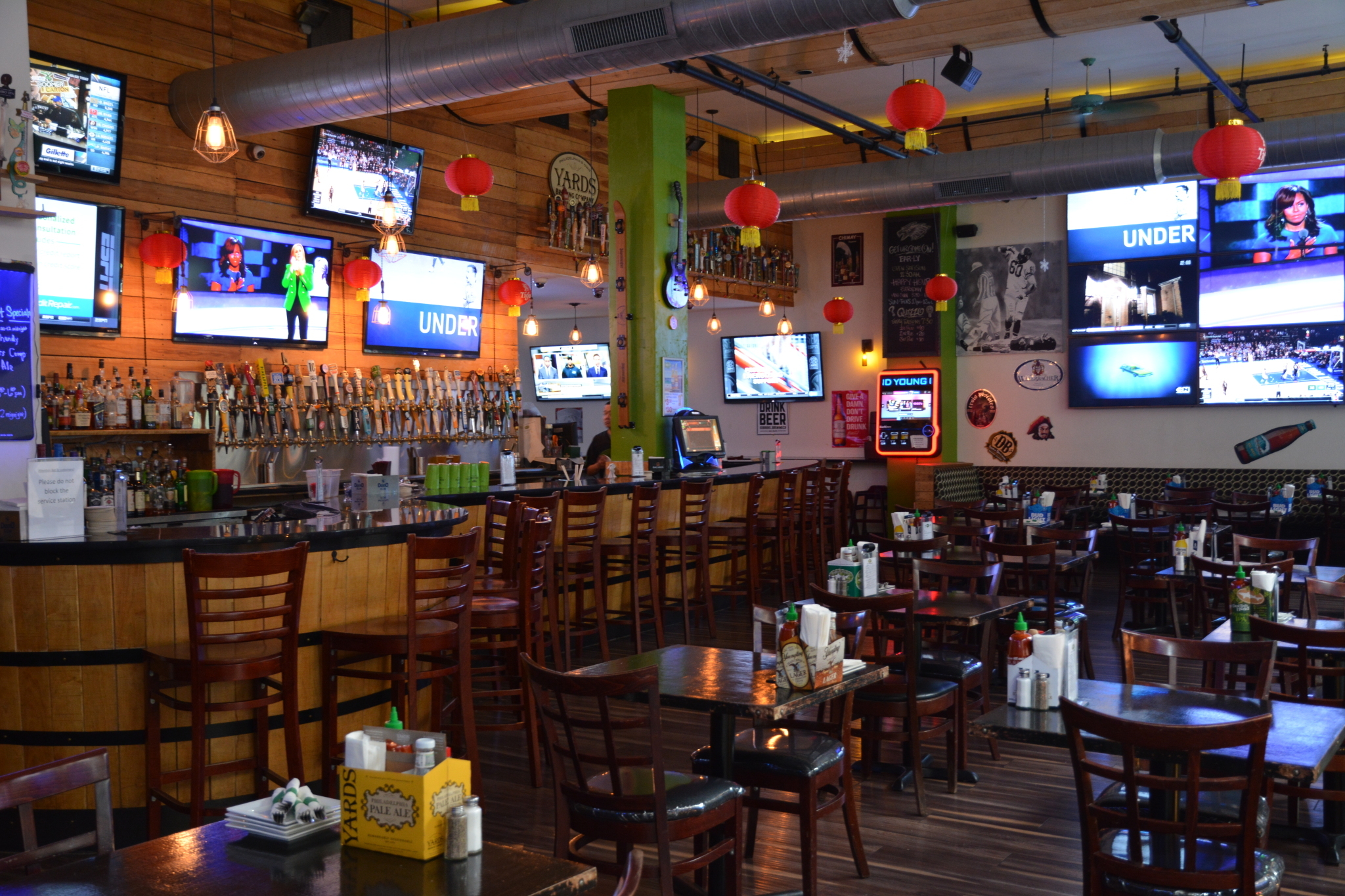 Bar-Ly Chinatown Sports Bar